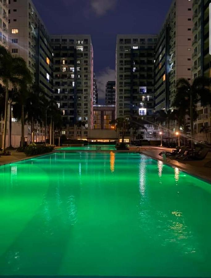 Yhanz Z Sea Residences Pasay Exterior foto